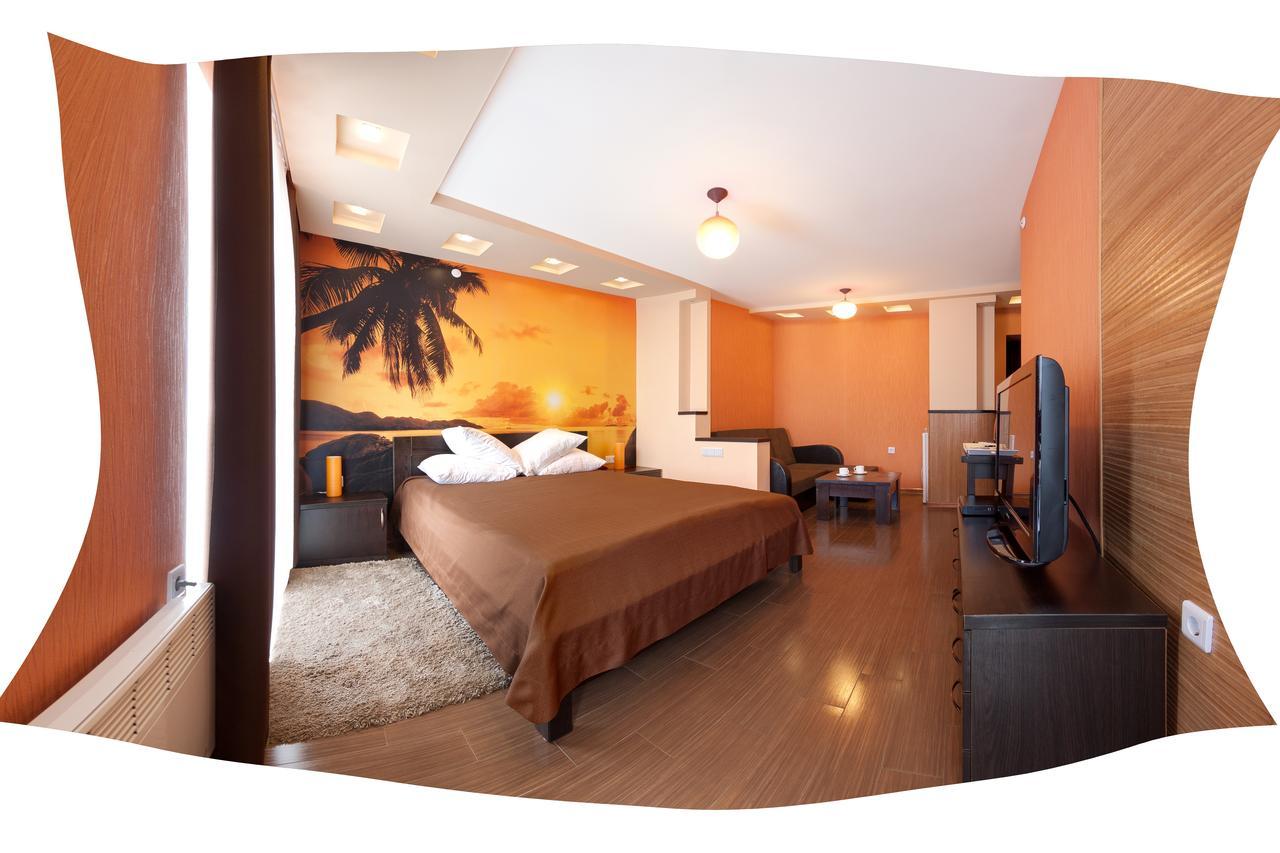 Volna Resort Svitlovodsʼk Buitenkant foto